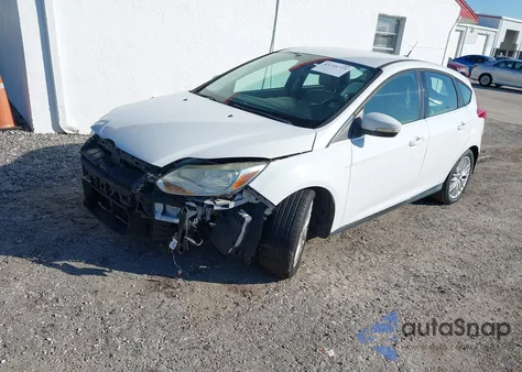 2012 Ford Focus Sel z USA, uszkodzony, nr VIN 1FAHP3M2XCL273970